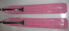 skis